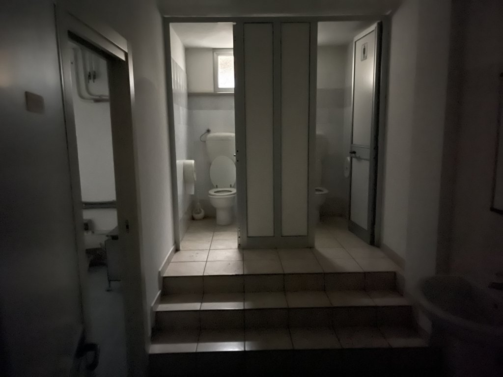 Locale commerciale a 300 mt dal Lungomare di Tortoreto TE 00007 Locale commerciale a 300 mt dal Lungomare di Tortoreto TE 00007