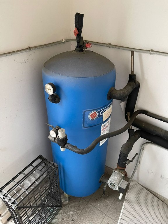 Locale commerciale a 300 mt dal Lungomare di Tortoreto TE 00018 Locale commerciale a 300 mt dal Lungomare di Tortoreto TE 00018